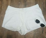 MAX studio MSSP White Shorts Super Cute 4