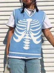 Skull Contrast V-Neck Sweater Vest Small Blue 
💀