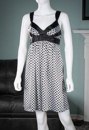 Black and White Sleeveless Mini Dress with Tie S