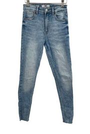 Bershka Light Wash Skinny High Rise Jean Size 4