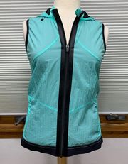 XS // Fabletics Kennedy Nylon zip-up hooded vest