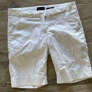 The Lime Drew Fit white Bermuda shorts size 6