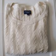 EUC  White Sweater Size XL