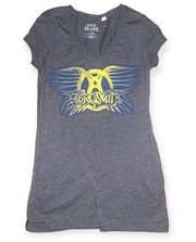 Mudd Women's shirt Size Juniors medium Aerosmith rock band gray baby tee