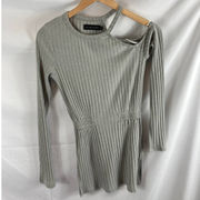 Lavish Alice ribbed cold shoulder top grey Size XS