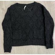 Willow and Clay Knitted Dark Pullover Pocketed Sweater