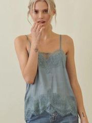 NWT  Lace Cami Tank Top Size Small