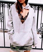 Emma & Sam Cutout Long Sleeve Hoodie Sweatshirt Gray Women’s Size S