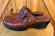 BOC Born Concept Red Brown Leather Size 7 Auburn Wedge Slip On Mules Women's