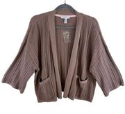 Isaac Mizrahi NWOT Tan 3/4 Sleeve Oversized Cropped Open Cardigan Pockets Size M