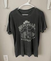 tilly’s “nashville” graphic tee size m