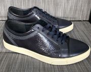 ECCO sneaker  worn once in very good CONDITION without box Size 37 Color NAVY