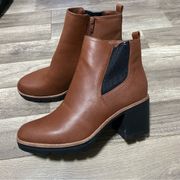 Naturalizer Chunky Heeled Ankle Boots