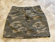 Pull & Bear camouflage denim mid rise mini skirt green size 28/6 cotton