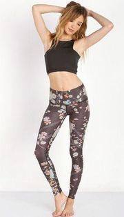 Teeki Wildflower Hot Pant Leggings Small