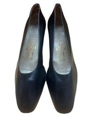 FERRAGAMO Vintage Italian Leather Heels. Pumps. Shoes. Black. Sz. 7AA