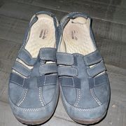 Women’s Clarks Denim Blue Slip On Flats Size 9