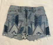 Lucky Brand fun designed Jean shorts! Great condition.