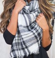 ModCloth grey & black Fall/Winter blanket scarf