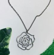 Rose Flower Necklace New