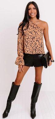 Buddy Love Animal Print One Shoulder Blouse 