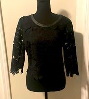 Do & Be black Lace Front 3/4 Sleeve Crop Top size L