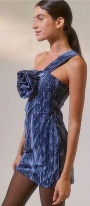 NWT Urban Outfitters UO Dahlia Rosette Velvet One Shoulder Mini Dress Blue L