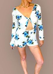 Kendall & Kylie medium (fits larger) blue and white floral romper.