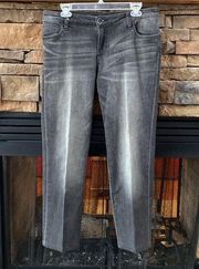 Kut from the Kloth size 12 Catherine Boyfriend faded black straight leg jeans