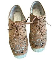 Vince Camuto Lace Up Tan Shoes Laser Cut Leather Espadrilles size 8.5 9 9.5