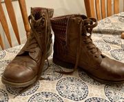 Cargo Boots