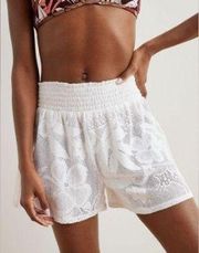 Lace Elastic High Waisted Beach Shorts - White - S