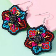 🎉HP🎉 🦋 3/$24 Colorful embroidered and beaded floral earrings / NWOT