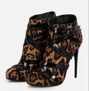 Liliana Rejoice Women leopard cross cross wrap strap zip stiletto bootie size 6