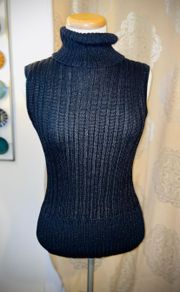 Ladies Black Turtleneck Sweater Size Medium 