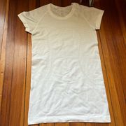 Lululemon White Short Sleeve Swiftly Top Sz 4