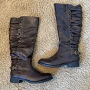 Women’s Dark brown Braided Back Boots With Buckle Size 7