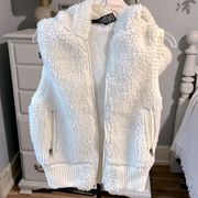 Hoodie Vest Fluffy jacket Womens M Off White Hood