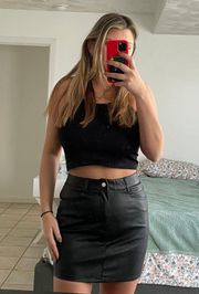 black leather skirt