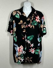 No Boundaries Tropical Button Up Size Small