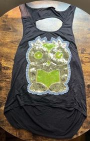 blush | ladies sequin owl tank top. Size: L.