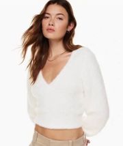 Sunday Best Kitten White V-Neck Cropped Sweater