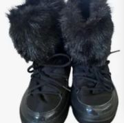 Crocs lodgepoint‎ boots with faux fur size 6