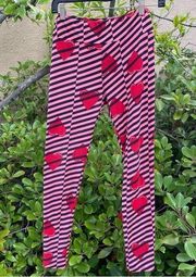 👖LuLaRoe stretch pink w/ black stripes and red hearts leggings OS. ECU!