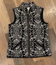 Woman Black & White Floral Velour Quilted Vest Size Petite 2