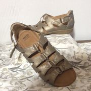 Earth Origins Belder Bea Womens Size 8 Bronze Leather Gladiator Sandals Shoes