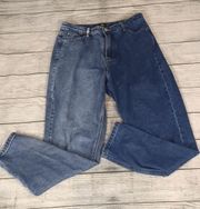 Missguided riot high rise mom Jeans size 8