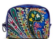 NWOT Vera Bradley Medium Cosmetic Bag Romantic Paisley Blue Plastic