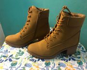 NWT Tan Boots Size 10 Women