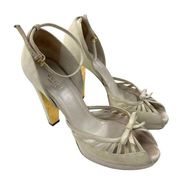 Gucci - Sand Pelle Cuoio Kid Scamosciato Bow Heels in Ivory